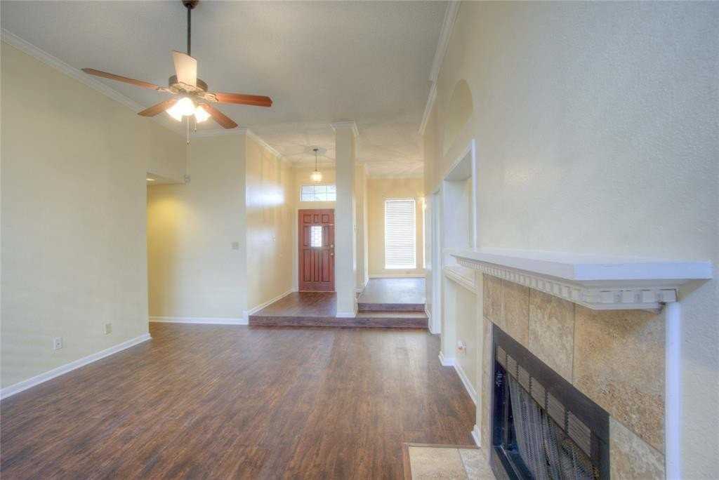 4221 Crestedge Ln - Photo 6 of 20