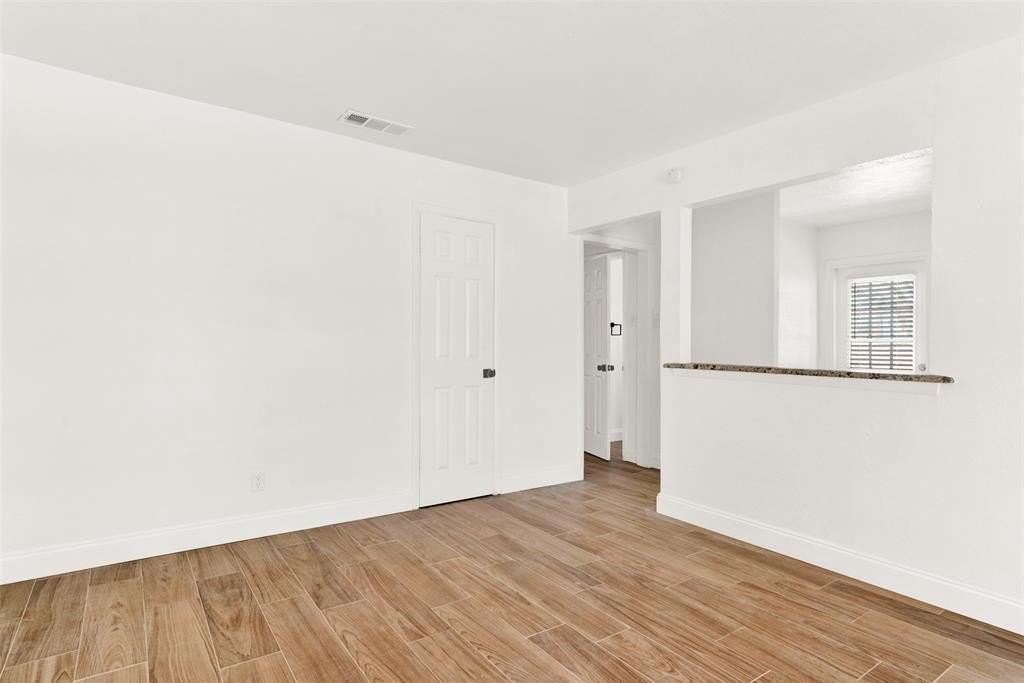 314 Hilltop Ave #A - Photo 5 of 12