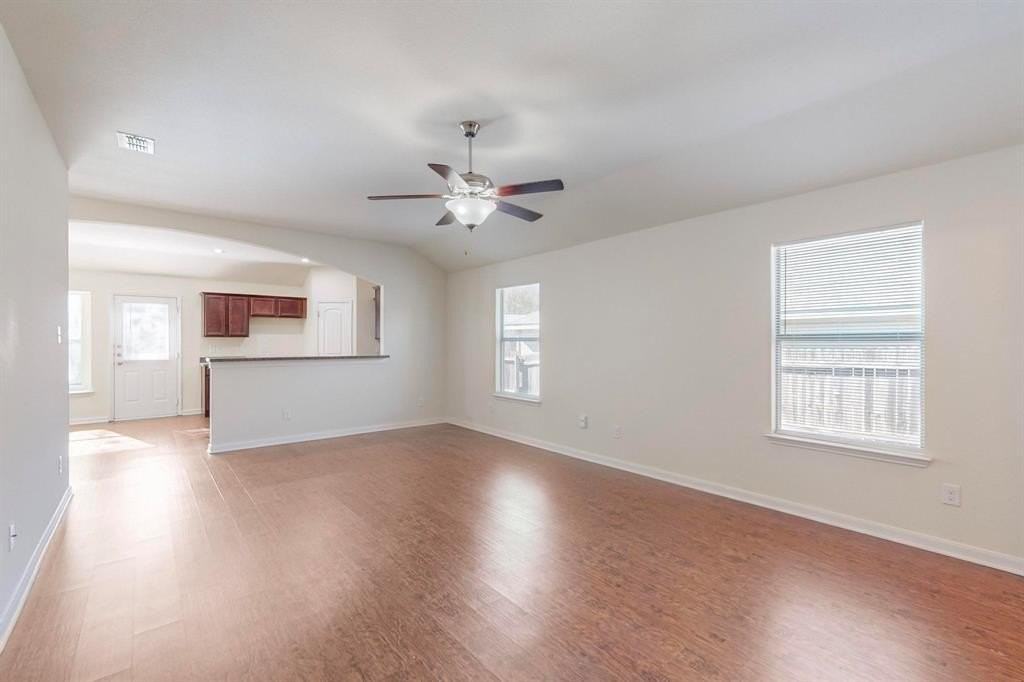 4822 Nuevo Laredo Ct - Photo 7 of 40