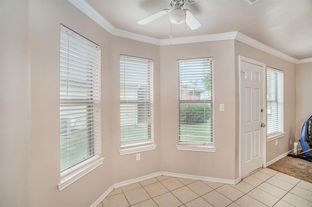 542 Mast Ct - Photo 3 of 22