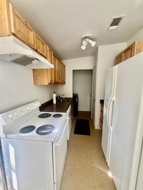 898 E Reno Rd - Photo 3 of 6