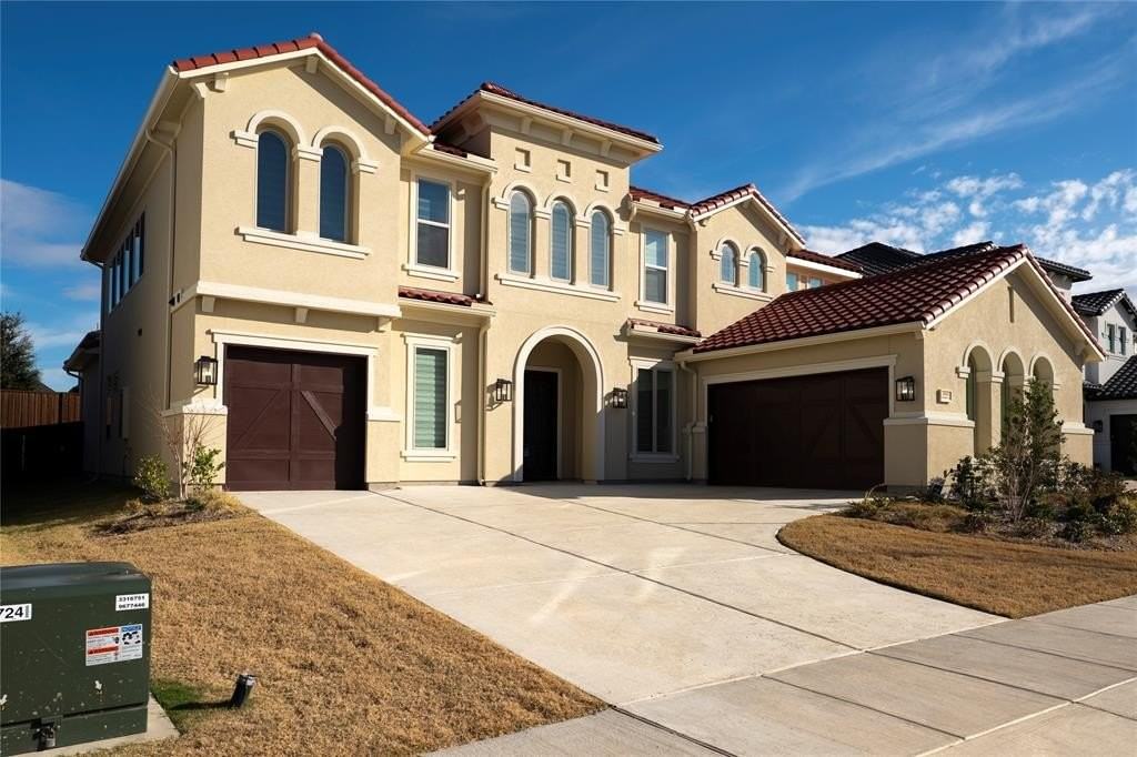 10904 Hollydale Ln - Photo 3 of 37