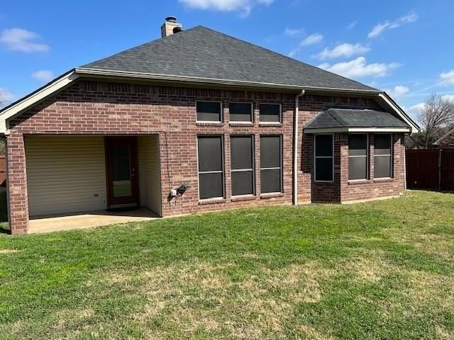 201 Willow St - Photo 3 of 13