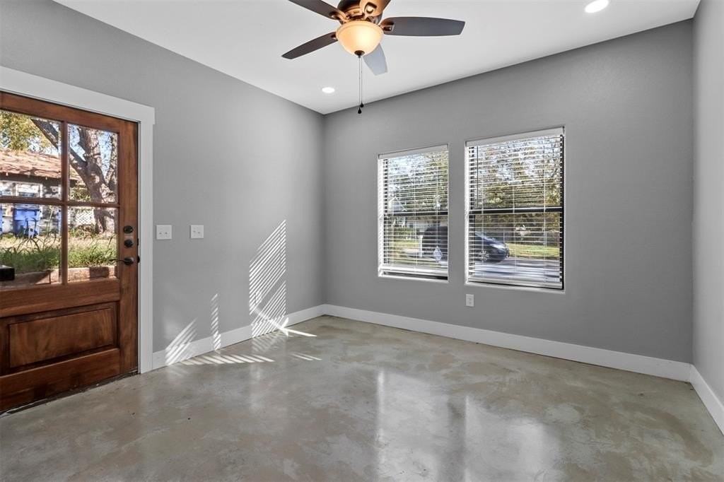 1309 S 5th Ave #1309 - Photo 4 of 17