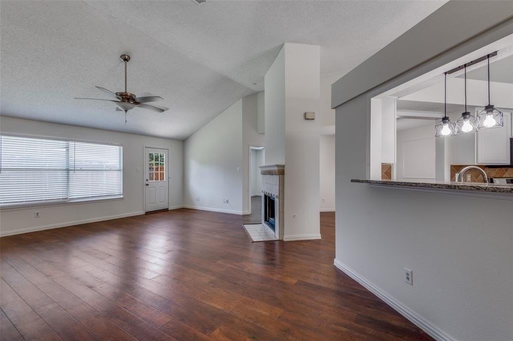 1940 Helen Ln - Photo 6 of 25