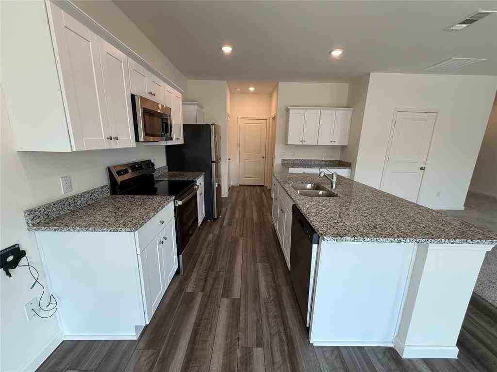 2104 Jackson St - Photo 5 of 19