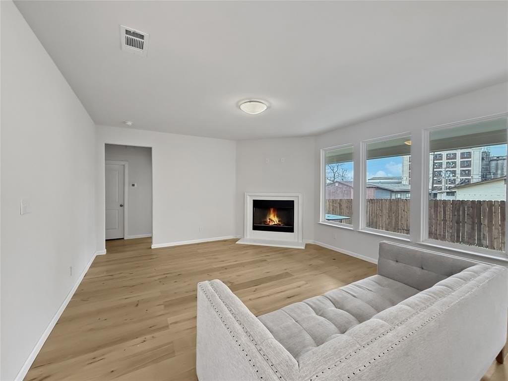 2018 Morse St - Photo 6 of 32