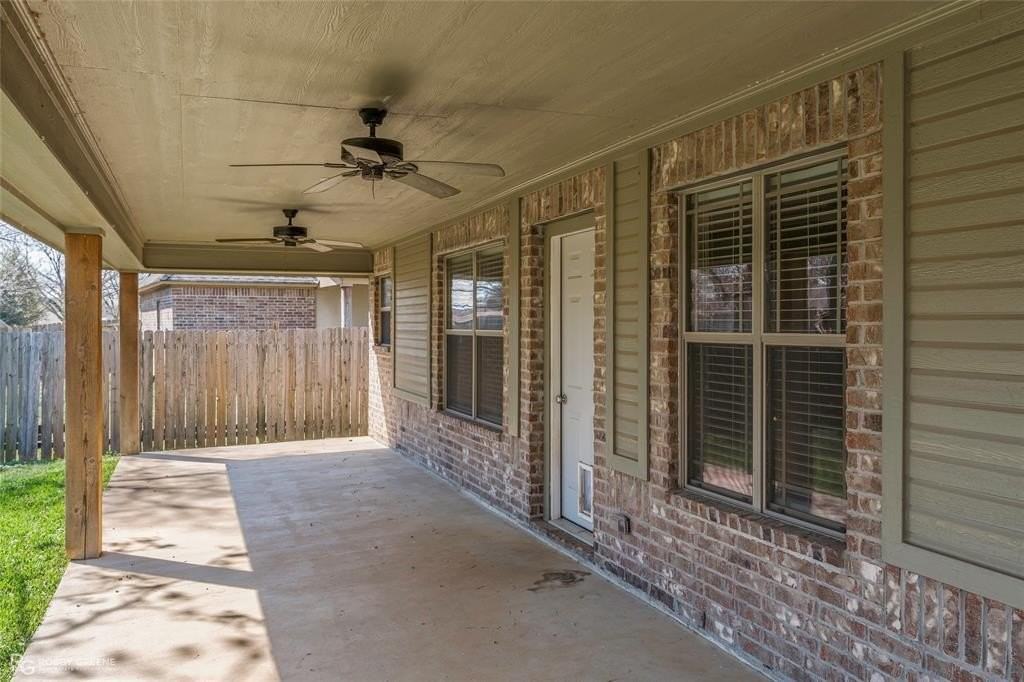 4303 Ava Ln - Photo 2 of 33