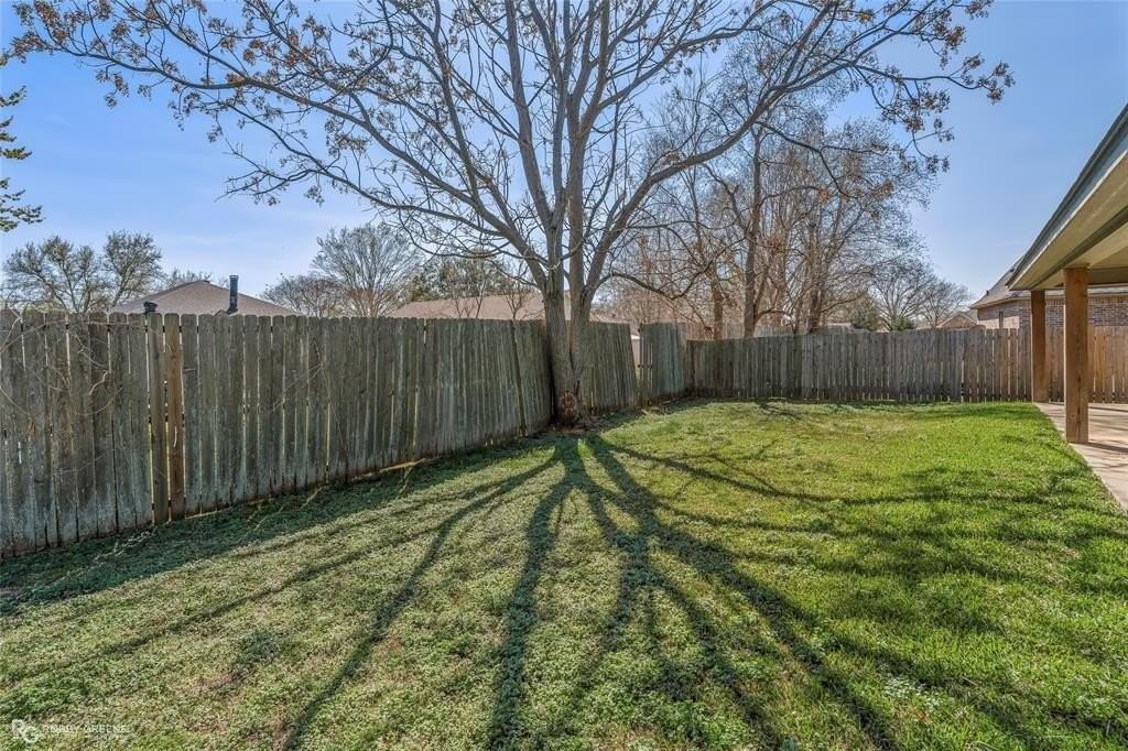 4303 Ava Ln - Photo 6 of 33