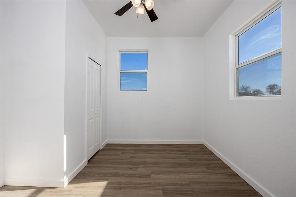 147 Western Lake Dr - Photo 6 of 21