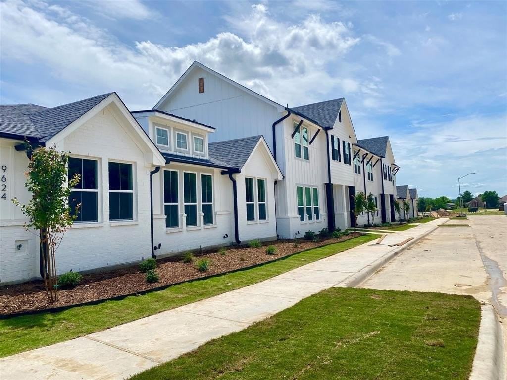 9600 Sullivan Ln - Photo 2 of 29