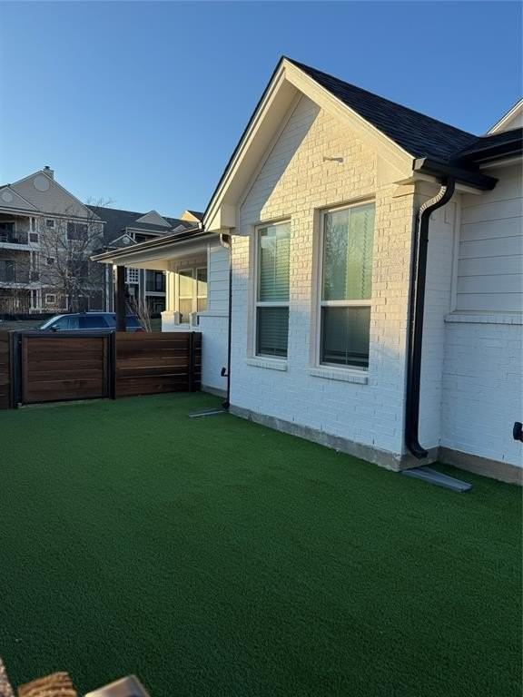 9600 Sullivan Ln - Photo 5 of 29