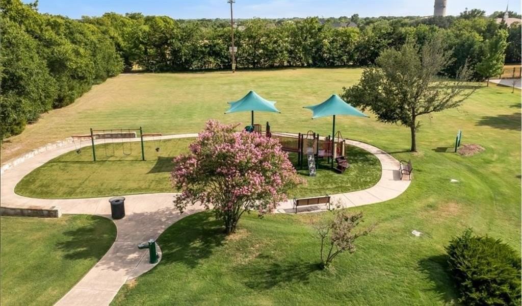 414 Plumwood Way - Photo 2 of 8