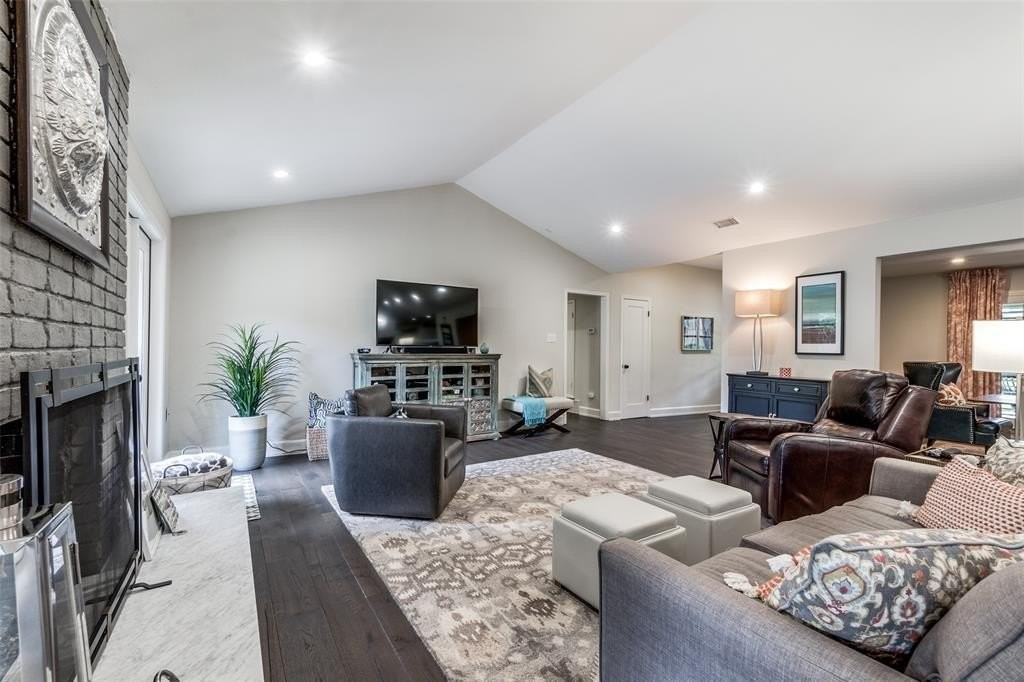 4629 Ridgeside Dr - Photo 6 of 25