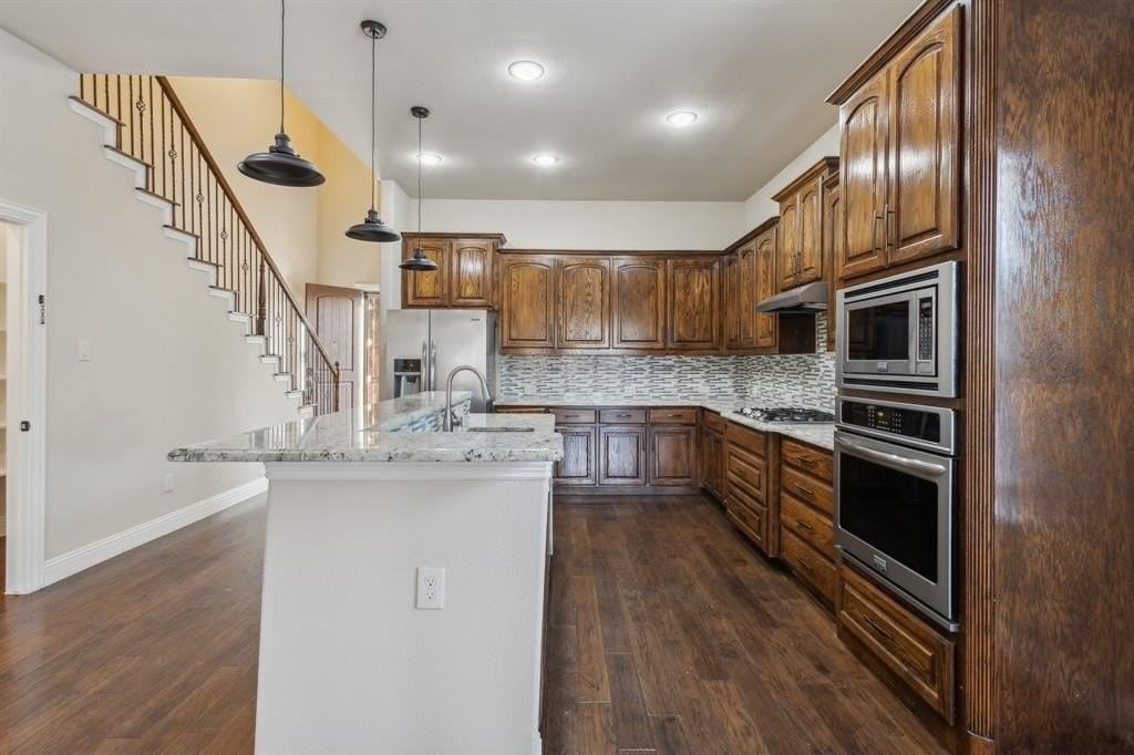 10724 Promenade Ter - Photo 6 of 32