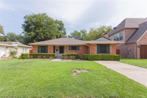 featured image of 10302 Linkwood Dr