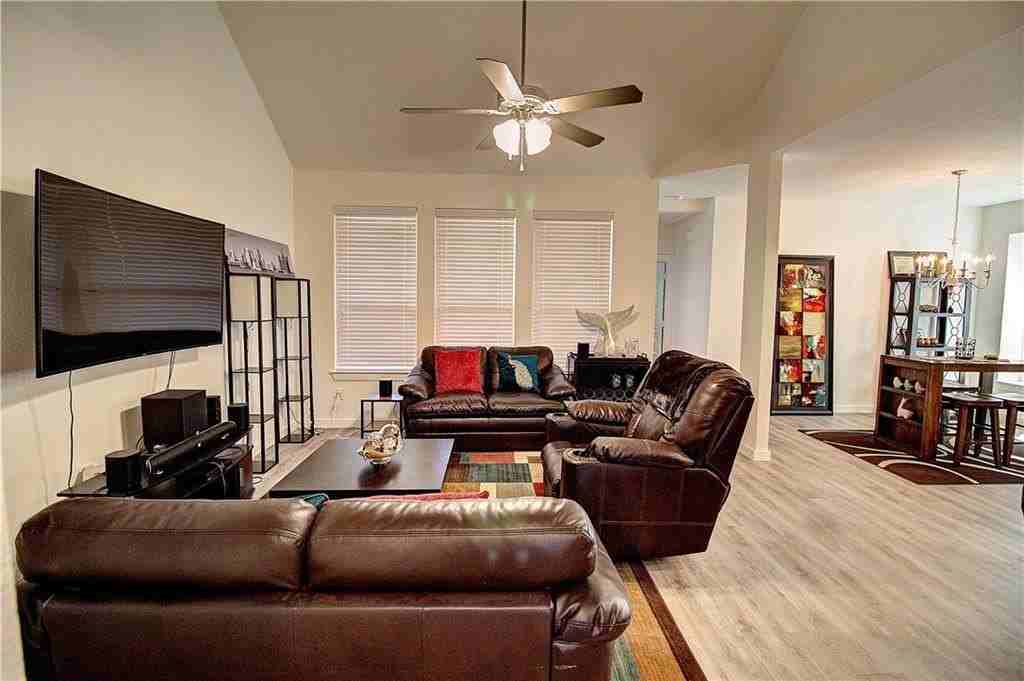 1968 Marble Ln - Photo 6 of 28