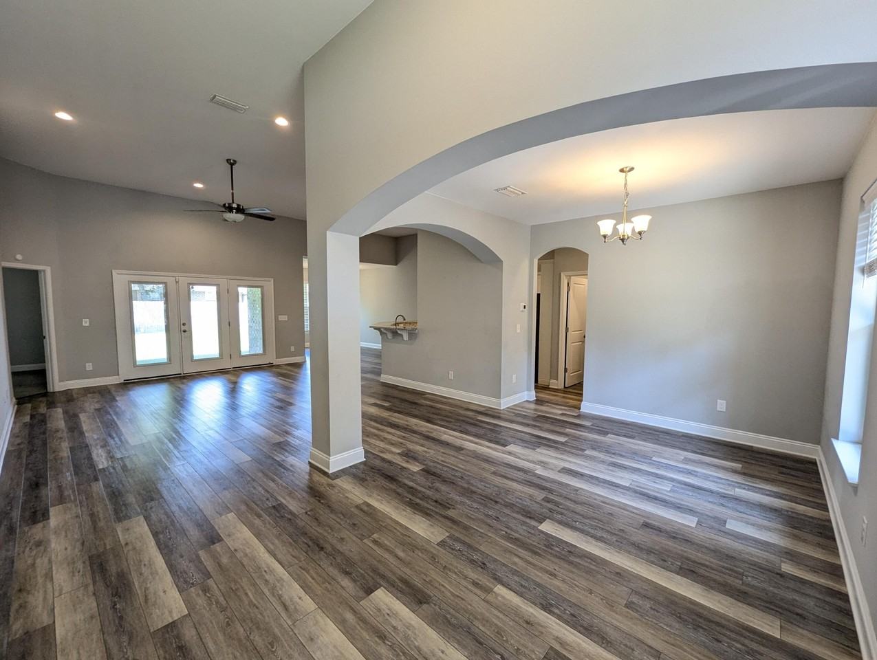 3135 Hickory St - Photo 2 of 32