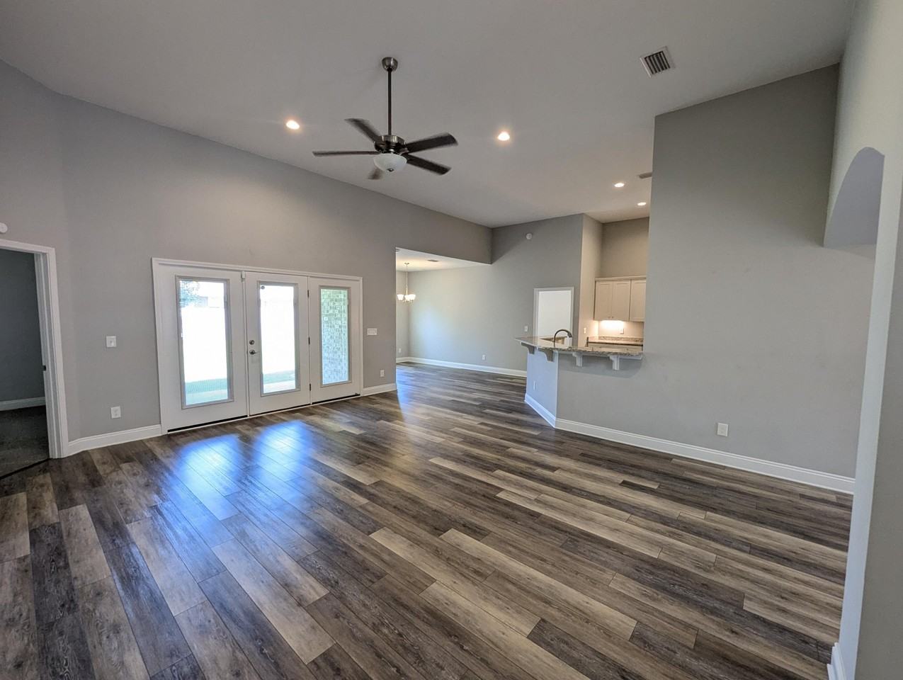 3135 Hickory St - Photo 6 of 32