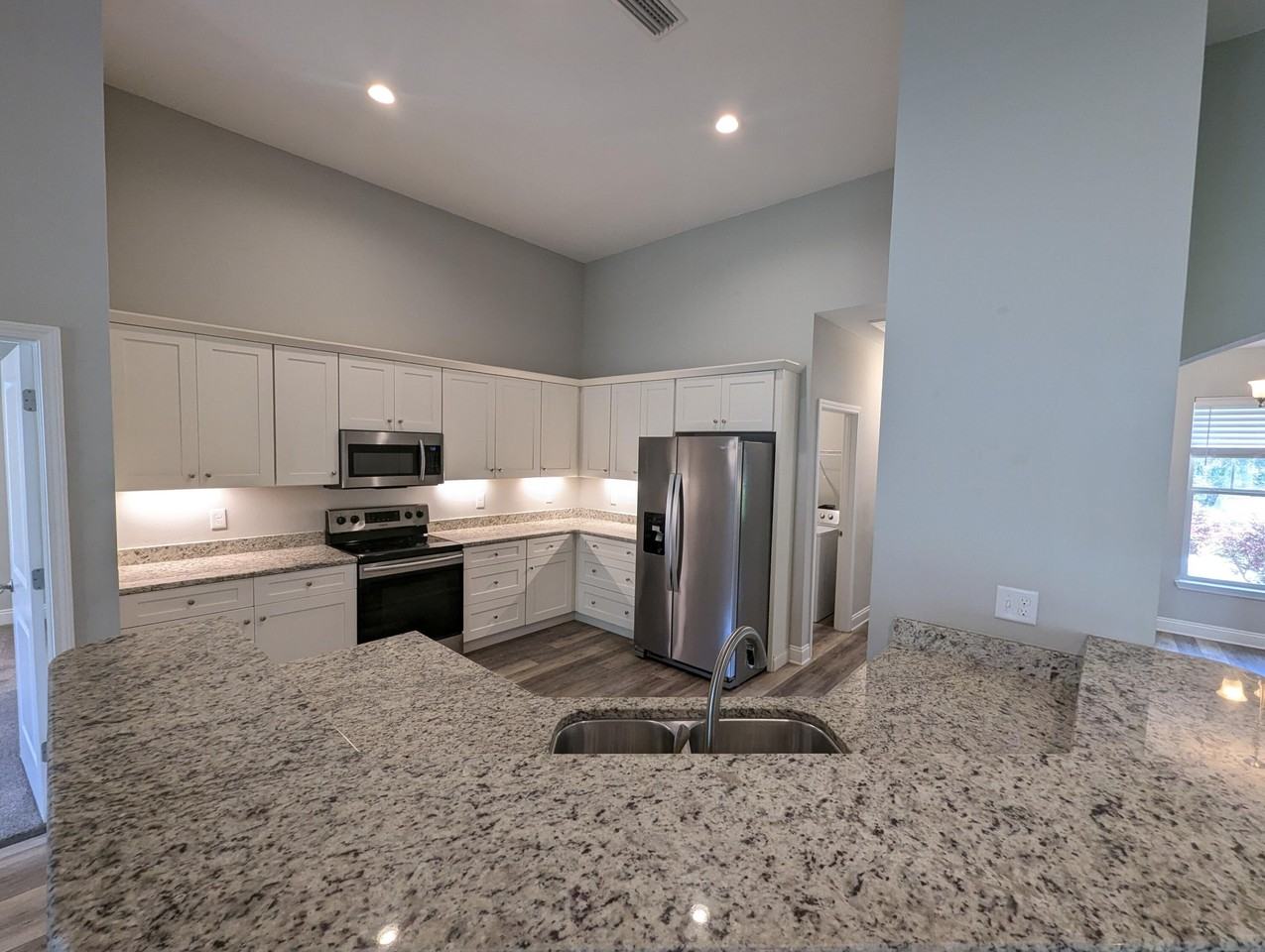 3135 Hickory St - Photo 7 of 32