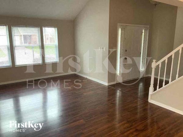 7756 Castle Ridge Ct - Photo 6 of 21