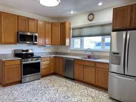 featured image of 527 Alexander St