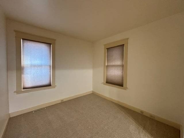 527 Alexander St - Photo 6 of 15