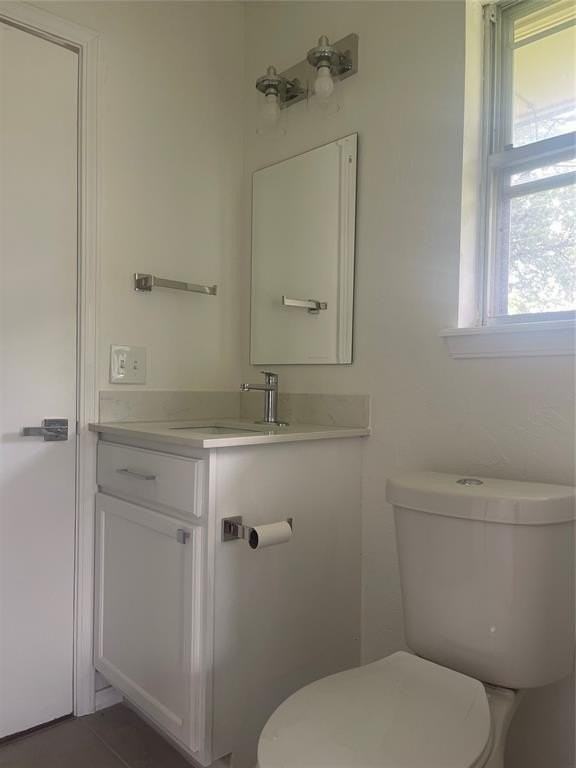 1929 Meeker Dr - Photo 6 of 15