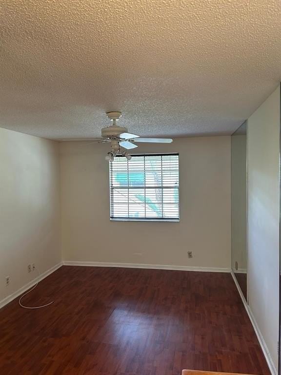 6542 Via Regina #11 - Photo 3 of 15