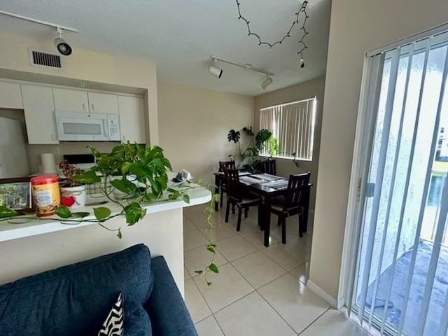 2620 S University Dr #204 - Photo 3 of 9