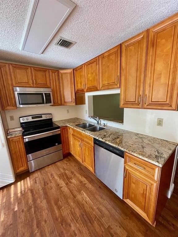 7128 Woodmont Ave #6 - Photo 2 of 18