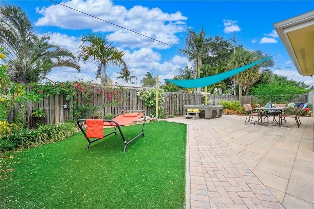 161 Se 5th Ct - Photo 5 of 50