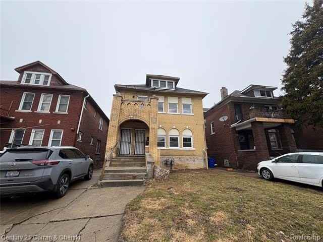 3014 Sturtevant St - Photo 3 of 18