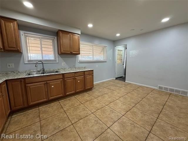 8064 Whitefield St - Photo 5 of 15