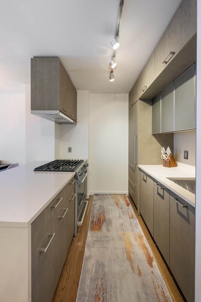 225 Rector Pl #3R - Photo 7 of 11