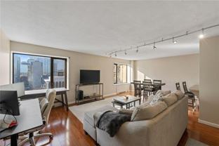 19 S 1st St #B1503 - Photo 1 of 1