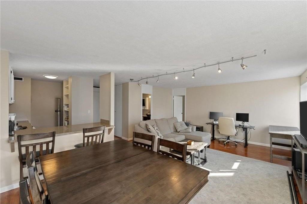 19 S 1st St - Photo 7 of 35