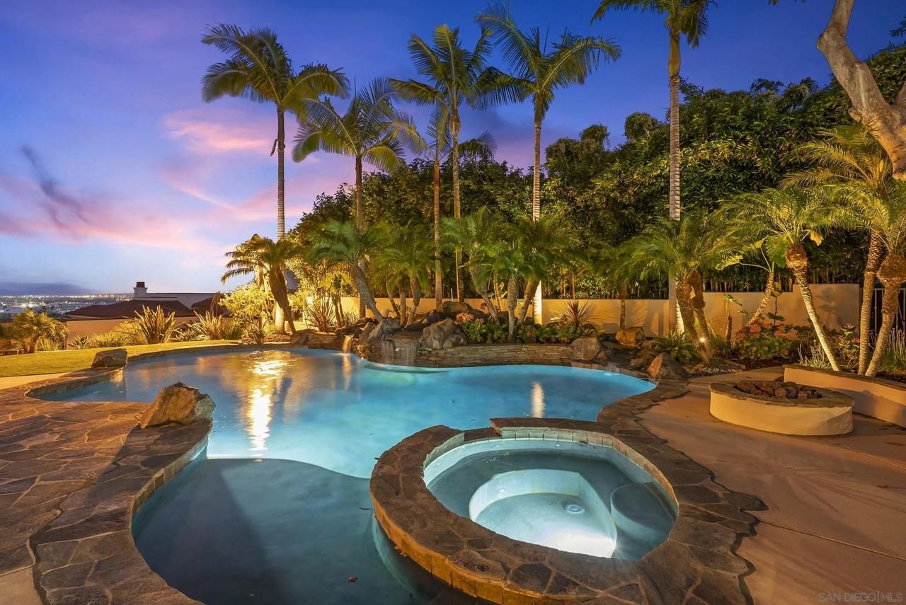 617 Gage Dr - Photo 3 of 50