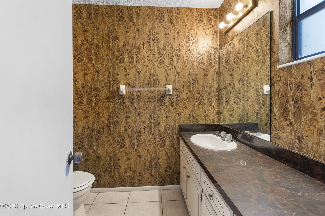 145 Seawind Dr Unit 22 - Photo 6 of 21