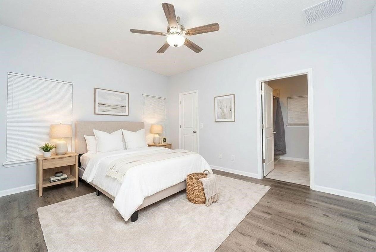 679 Coral Cir - Photo 6 of 14