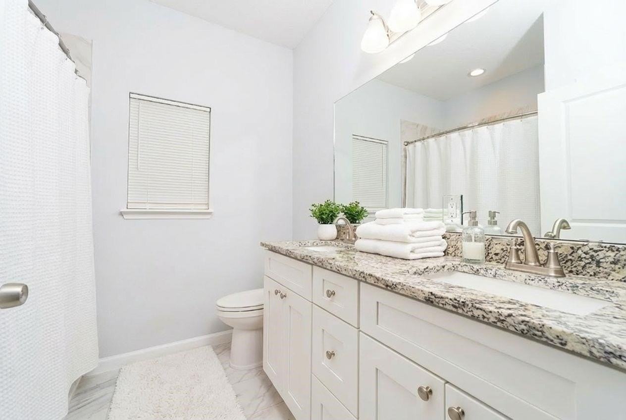 679 Coral Cir - Photo 7 of 14