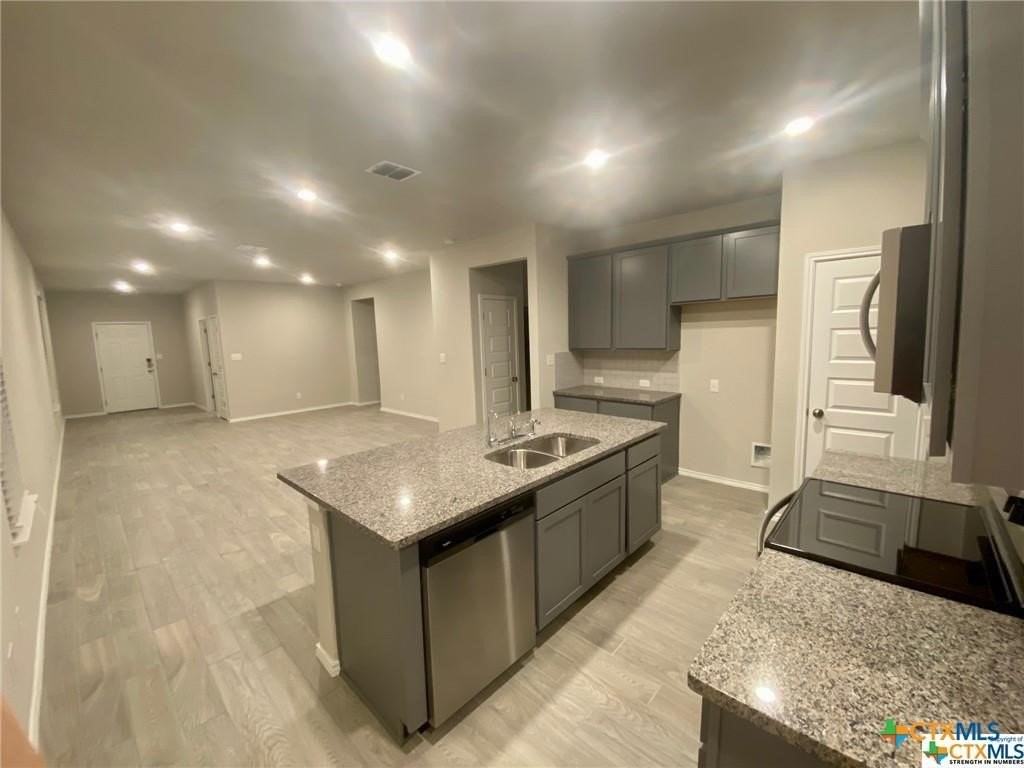 2440 Dielman Dr - Photo 5 of 12