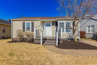 2216 E Walnut St - Photo 1 of 1