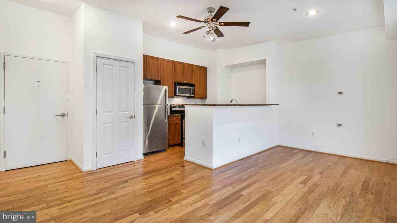 1521 27th St Se Unit 406 - Photo 2 of 44