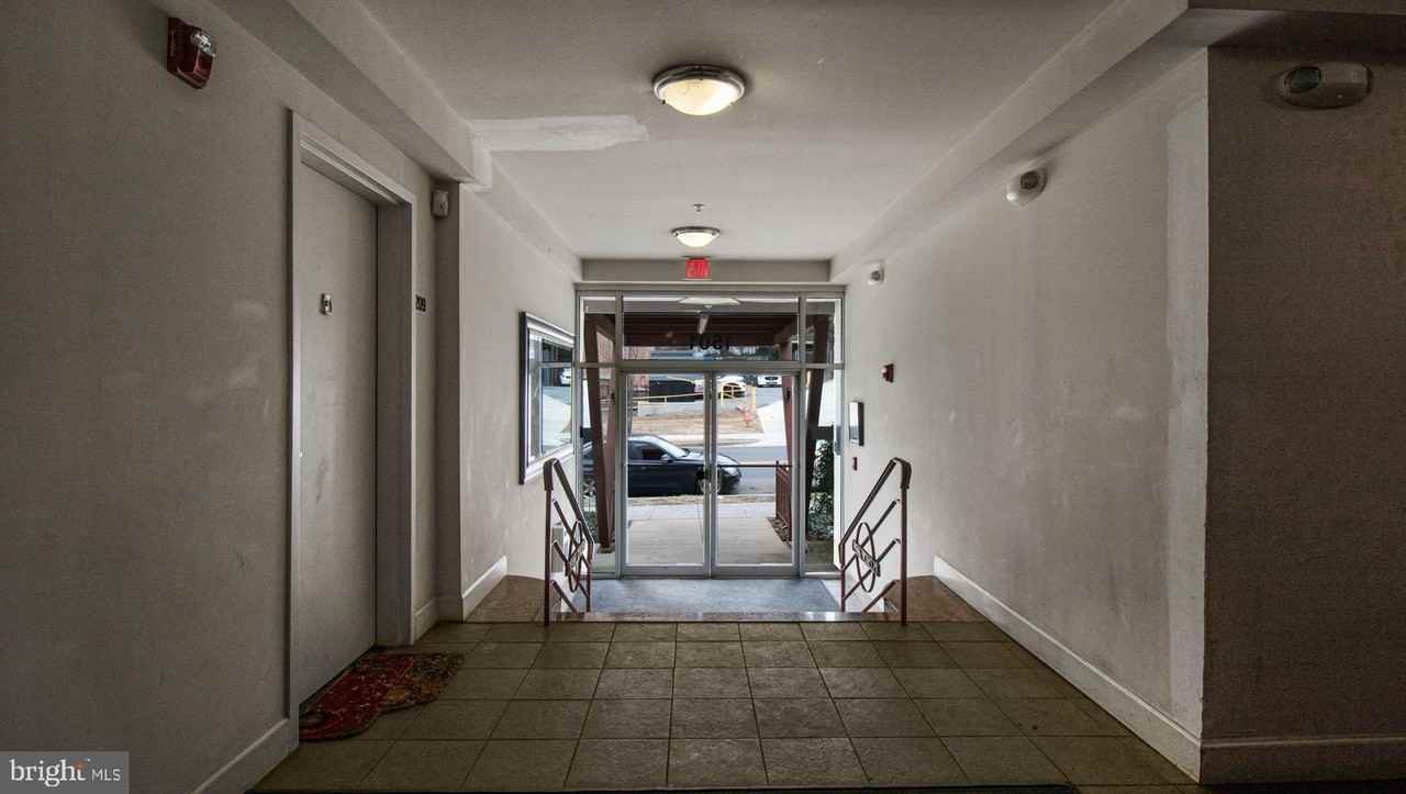 1521 27th St Se Unit 406 - Photo 7 of 44