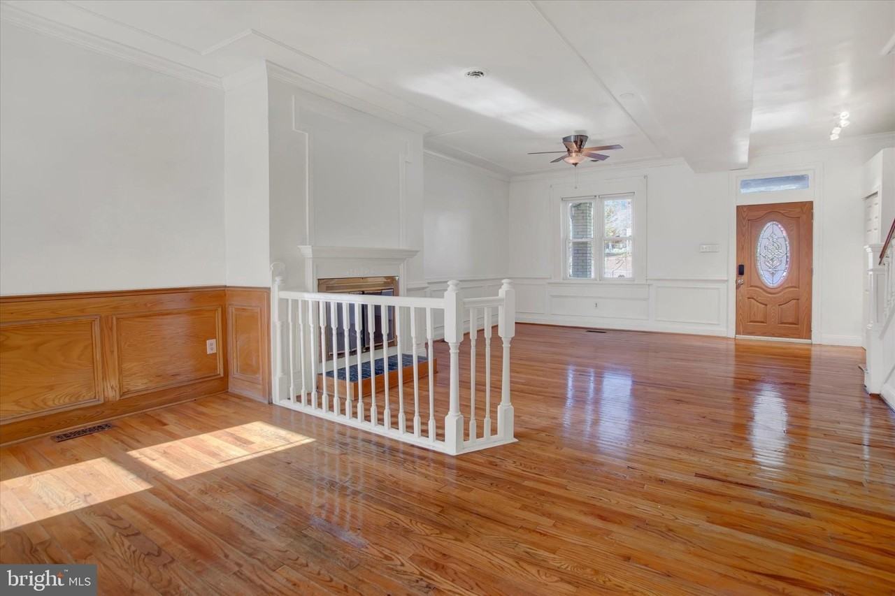 637 M St Ne - Photo 3 of 15