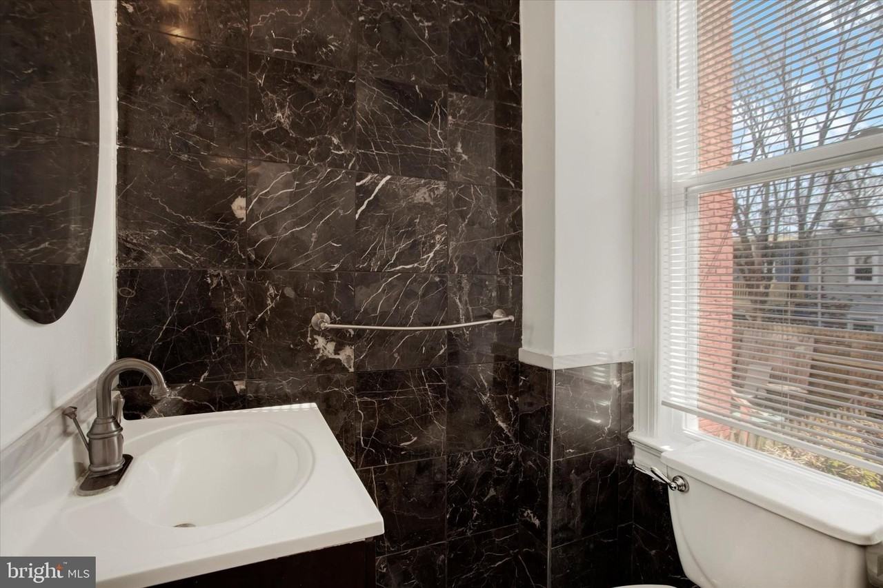 637 M St Ne - Photo 5 of 15