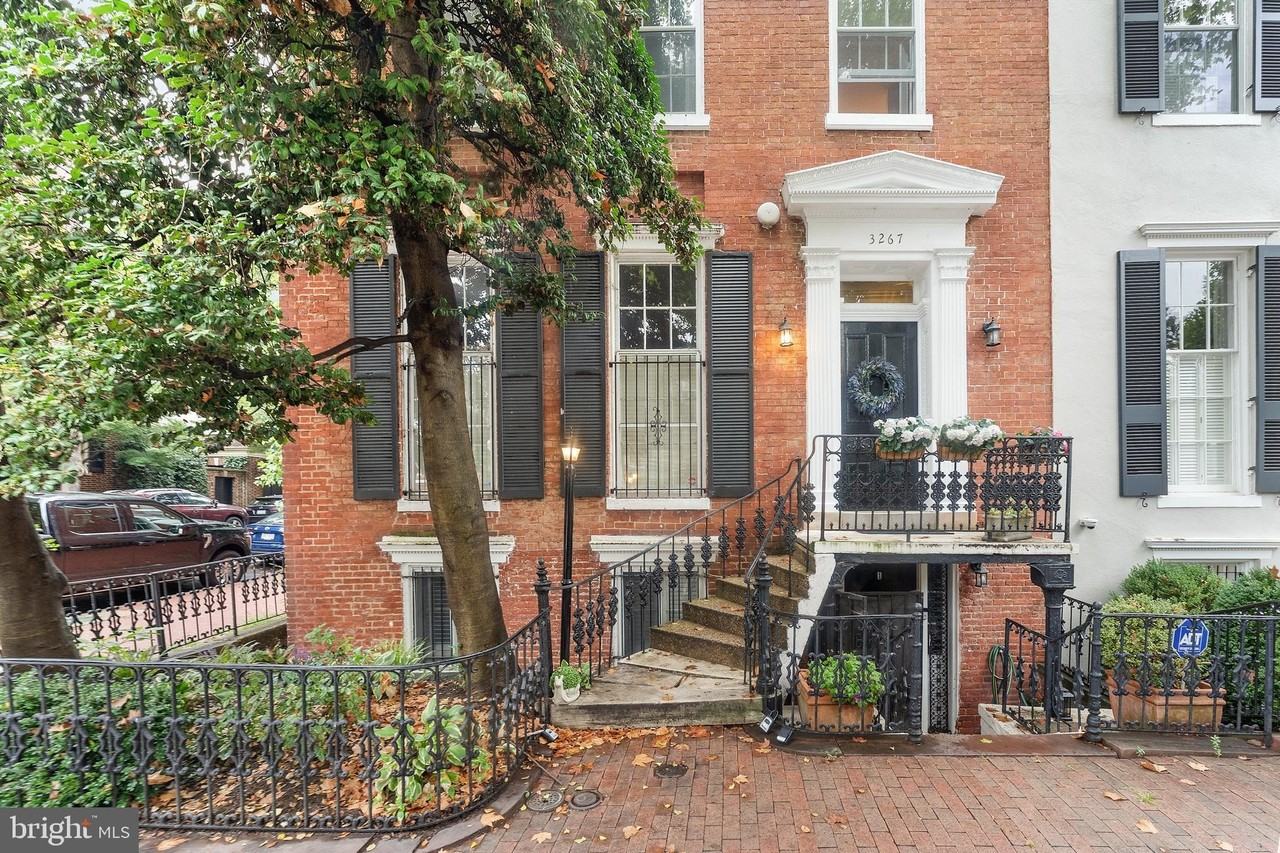 3267 N St Nw Apt 2 - Photo 2 of 17