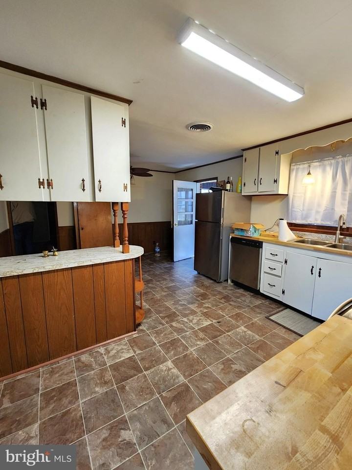 8754 Concord Rd - Photo 6 of 21