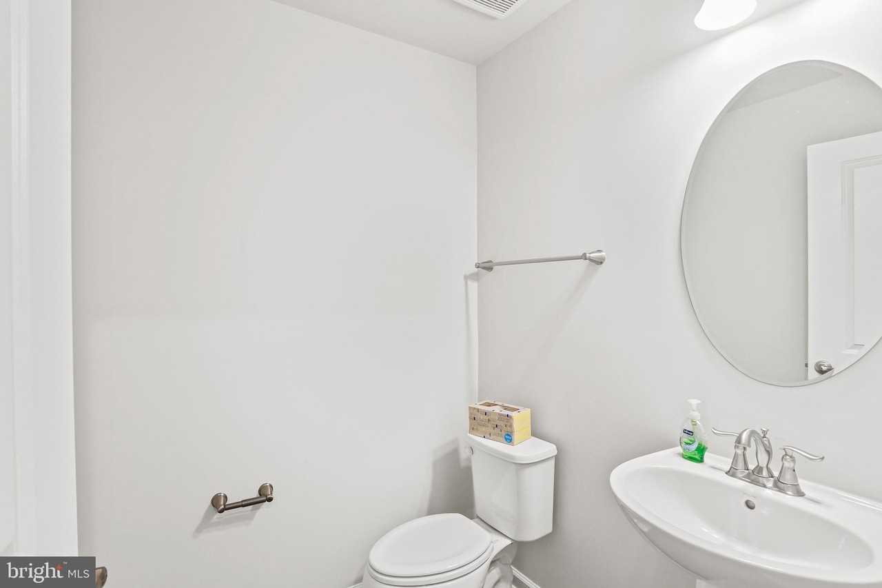 2923 Glendale Ave - Photo 3 of 17